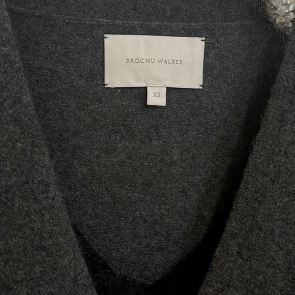 Brochu Walker Pullover ~ - Picture 7 of 15